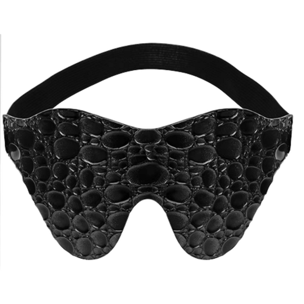 LOVE IS BLIND (Drop Pattern) (Black)-CN-632105232