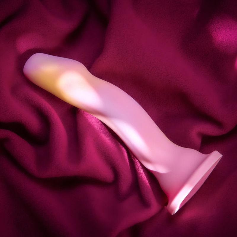 Avant Suns Out Pink Silicone Dildo-BL-88360