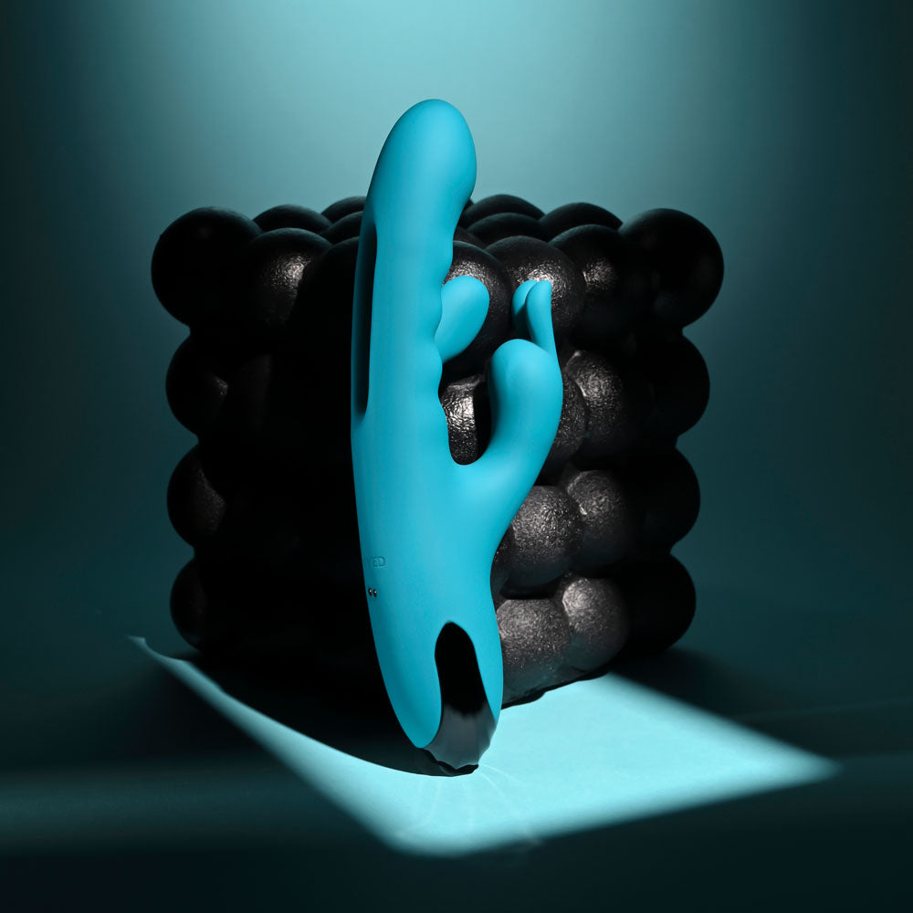 Evolved BUNNY TAPPER - Blue 20 cm USB Rechargeable Rabbit Vibrator with Flicking Shaft - EN-RS-7227-2